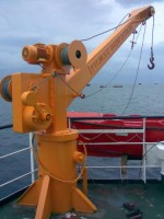 RESCUE BOAT & LIFE RAFT DAVITS